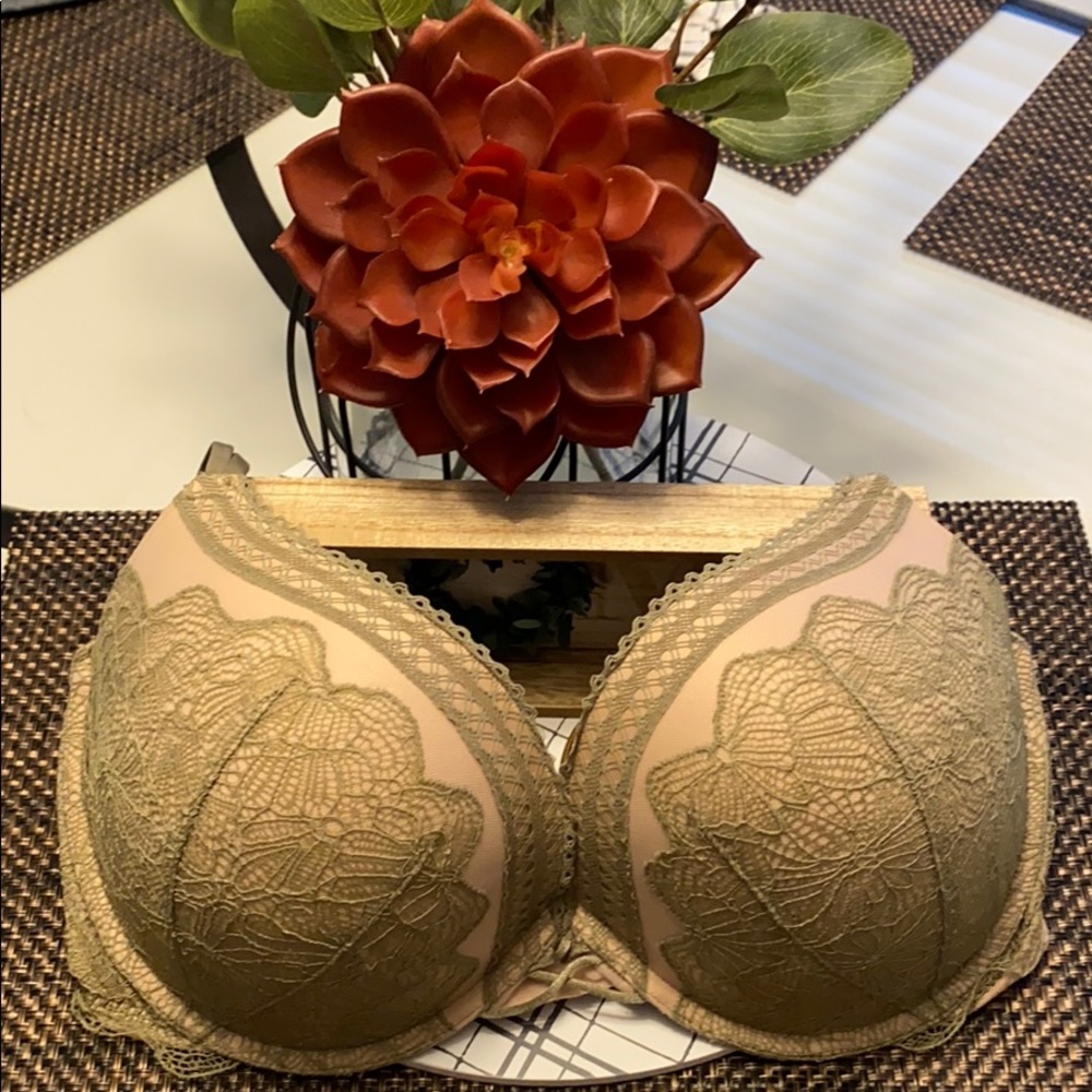 VS Push Up Bra